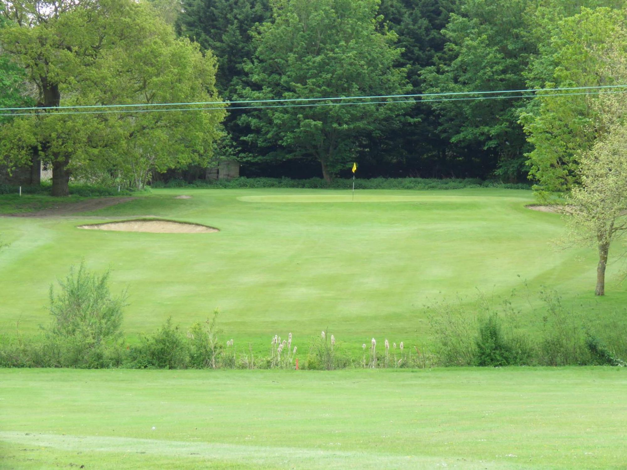Manor Of Groves Hotel, Golf & Health Club Собриджуърт Екстериор снимка